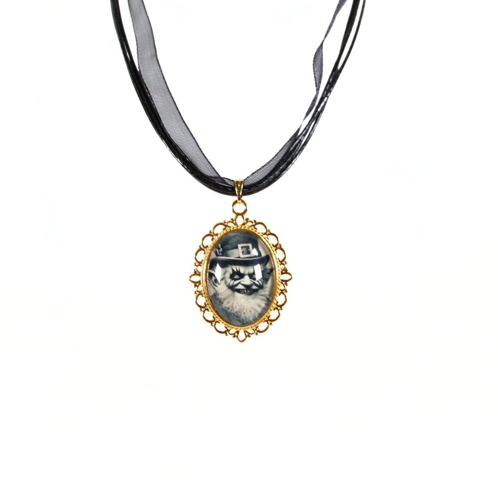 🔨 Lucky's Curse Gothic Cameo Necklace Evil Leprechaun Cameo Necklace